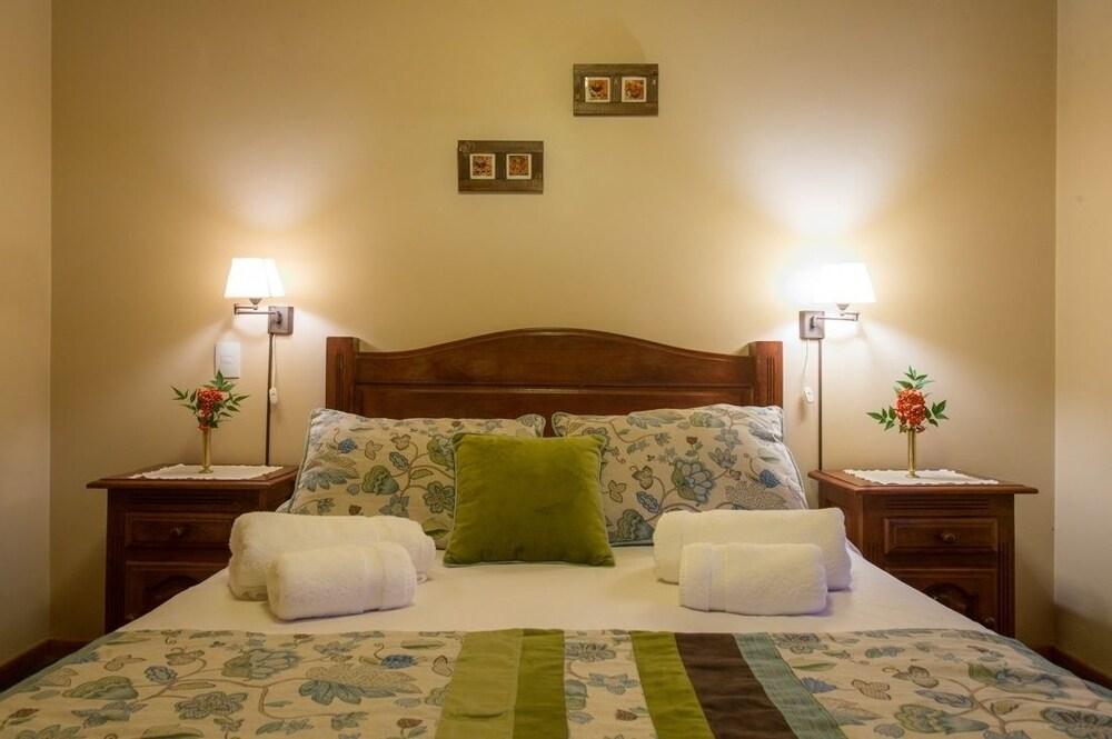 Apart Hotel La Bora San Martin de los Andes Bagian luar foto